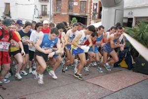 La Carrera Pedestre de Sant Vicent es el acto deportivo de estas fiestas