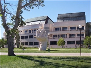 Campus de la Universidad de Alicante, donde se desplazan muchos estudiantes universitarios nucieros