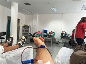 33 personas donaron sangre en el Centre de Salut