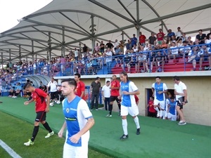 Más de 1.000 personas asistieron a ver el partido en directo