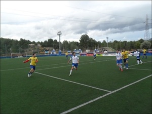 La liga de fútbol 7 se desarrollará en los campos de césped artificial de la Ciutat Esportiva Camilo Cano