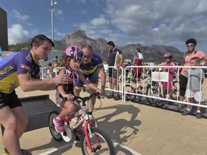Niños y niñas de todas las edades participaron en la Gincana Ciclista de La Nucía