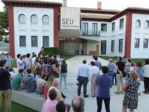 La Seu Universitària de La Nucía fue la tercera parada de la visita arquitectónica por La Nucía