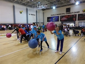 Durante toda la mañana se han realizado diferentes actividades deportivas en el Pabellón