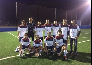 Equipo de La Banda F.C. , líder de la liga de Fútbol 7 de La Nucía