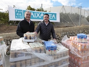 José Miguel Cortés Asencio, Presidente de la Fundació Caixaltea y Bernabé Cano, alcalde de La Nucía.