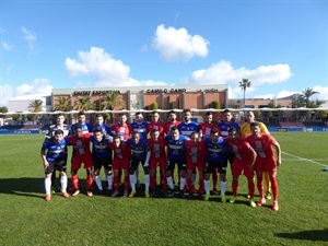 El partido amistoso entre el CD Alcoyano y el ES Sétif disputado en la Ciutat Esportiva Camilo Cano terminó con empate a 0