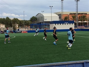 La Liga de Invierno de Fútbol 7 se disputa los sábados por la tarde en la Ciutat Esportiva