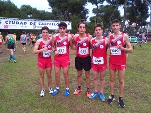 Equipo Juvenil del Club Atletismo de La Nucía, quintos en el autonómico el pasado domingo