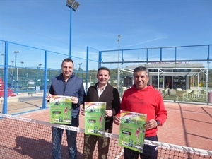 Rodolfo Rueda, Padelpoint La Nucía, Sergio Villalba, concejal de Deportes y Bernabé Cano, alcalde de La Nucía