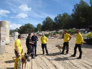 El Campo de Entrenamientos de Perros de Rescate de La Nucía acogerá por primera vez en la Provincia de Alicante una jornada de adiestramiento de los pelotones cinológicos de la UME