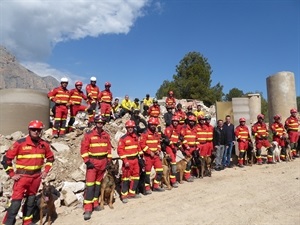 30 perros y 30 militares de la UME participan hoy en La Nucía en esta Jornada Nacional de Entrenamiento de Perros de Rescate