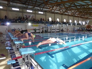 Un total de 144 nadadores de 7 clubs de la provincia participaron en la Liga de Promesas de La Nucía