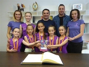 Las gimnastas "benjamines" prometieron volver con nuevas medallas en el futuro
