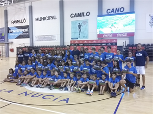 50 nadadores federados han participado en el IV Campus de Melani Costa