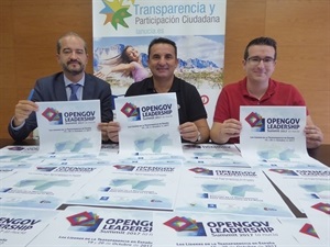 Presentación del Congreso por Juan Manuel Roa, pte DYNTRA; Pepe Cano, concejal de Transparencia y Bernabé Cano, alcalde de La Nucía