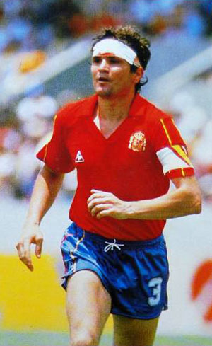 Camacho defendió la camiseta de la selección española en 81 ocasiones