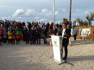Bernabé Cano, alcalde de La Nucía, durante su discurso