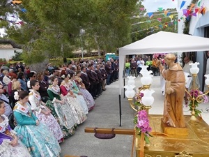Un año más vecinos de las tres poblaciones se han reunido el lunes de Sant Vicent