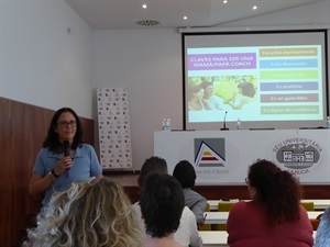 Alejandra Navarro dio varias pautas y consejos para recuperar la comunicación y confianza con los hijos, clave para detectar el acoso escolar