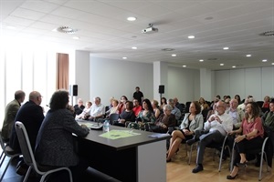 La conferencia tuvo entrada gratuita y se desarrolló en la Sala Ponent de l'Auditori antes del estreno teatral
