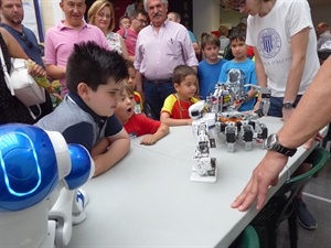 Talleres de robótica y programación en la I Copa Robotikids de La Nucía