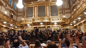 La OJPA llenó la Musikverein en su concierto, fuera de concurso