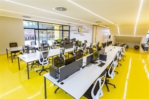 El Lab_Nucia es un edificio para fomentar el emprededurismo, con la cesión de espacios gratuitos durante 2 años
