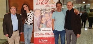 Los actores Luís Mottola y Marta Guerras junto a Francesc Sempere, director Auditori y Pedro Lloret, concejal de Cultura