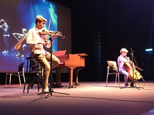 Alejandro y Pablo Turlo "Violincheli Brothers" esta mañana en l´Auditori