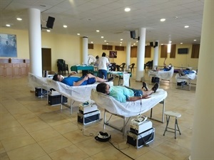 El Centro de Transfusión de la Comunidad Valenciana estuvo ayer en La Nucía en una nueva captación de sangre