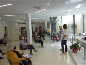 El Taller se impartirá los viernes por la mañana en el Centro 3ª Edad La Casilla