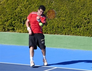 Iván Herrero finalizó tercero en la V Liga de Tenis de La Nucía