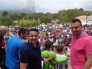Más de 3.000 personas participaron en la "Fiesta del Fútbol Base" que es cada año la entrega de trofeo de Prebenjamines